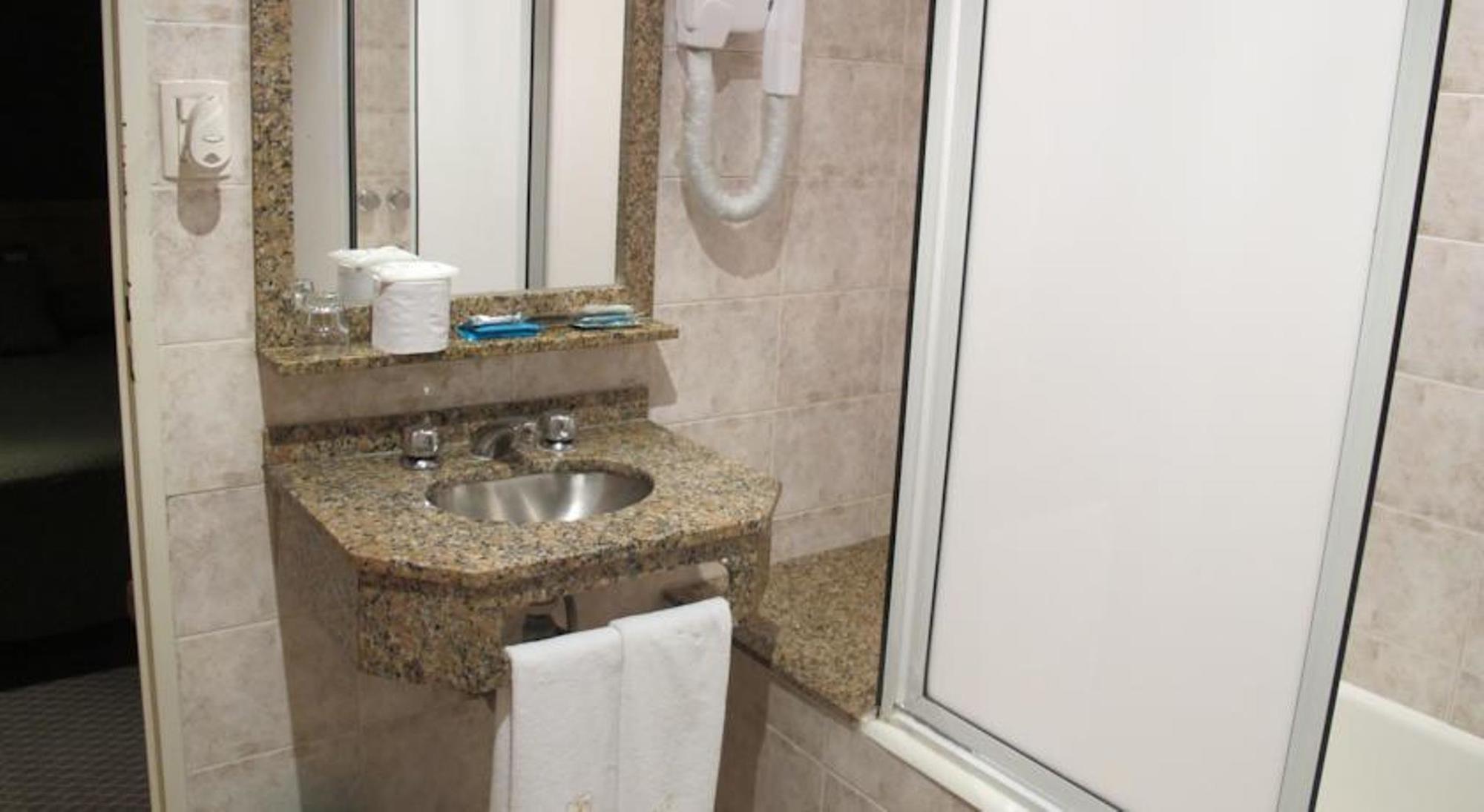 Gran Hotel Libertad Buenos Aires Kültér fotó